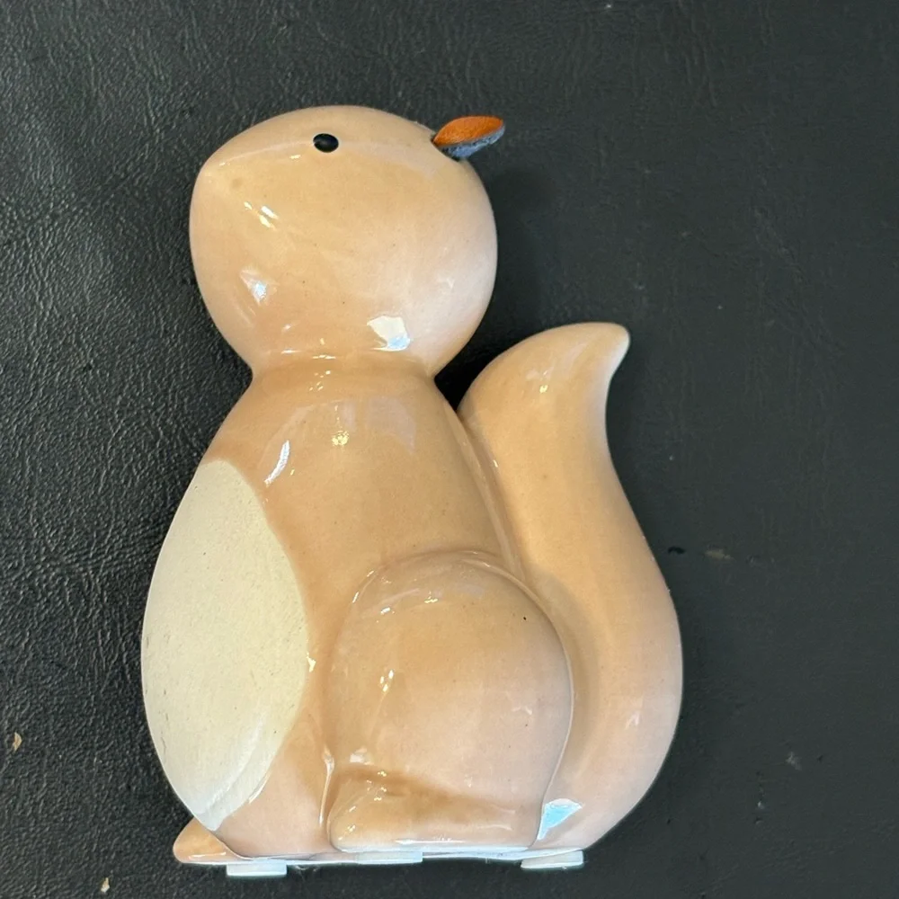 Ceramic squirrel air plant planter